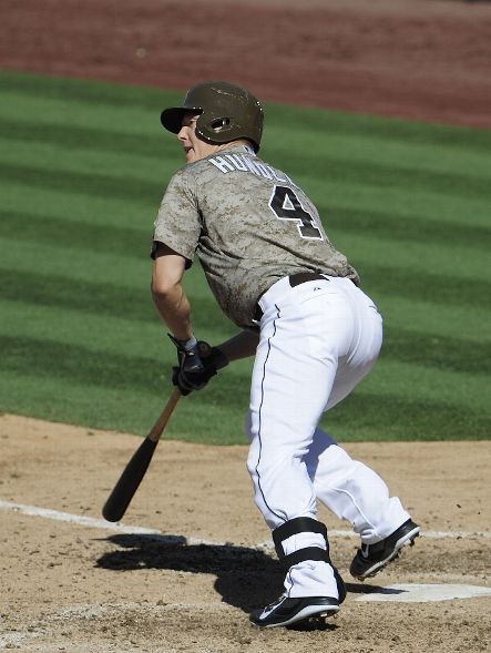 Nick Hundley's bases-clearing double vs Rockies (Video)