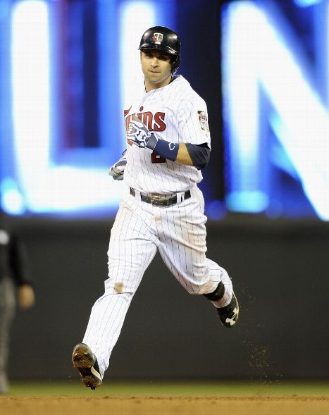 Brian Dozier's game-tying home run vs Tigers (Video)