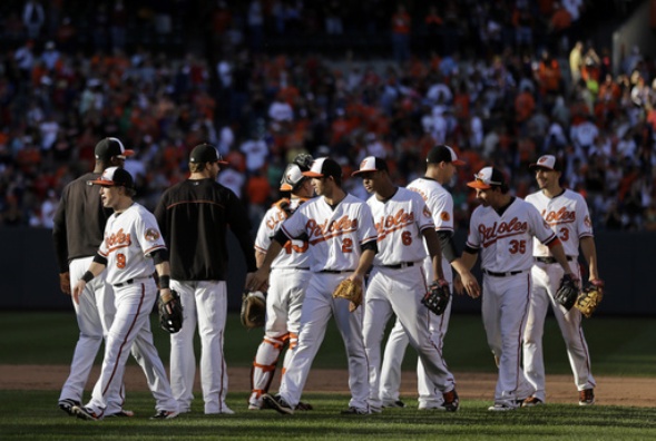 Orioles wrap up with 7-6 win over Red Sox