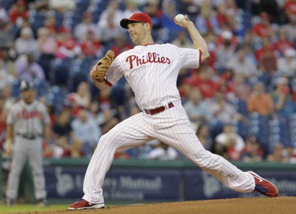 Lee, Asche leads Phillies over Braves 2-1