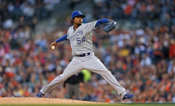 Santana delivers to help Royals in Wild Card race