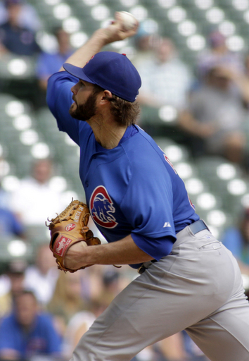 Backed by trio of homers, Arrieta stifles Brewers 5-1