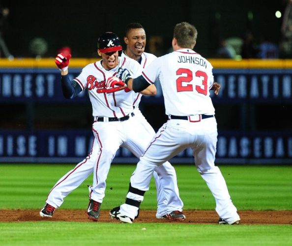 Andrelton Simmons' walk-off single vs Brewers (Video)