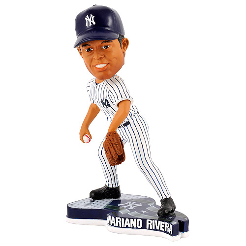 Fans irritated after Mariano Rivera bobbleheads arrive late to Yankee Stadium