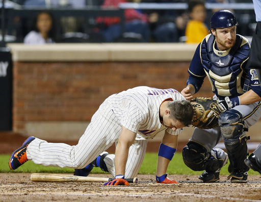David Wright Wright exits after taking pitch to helmet (Video)