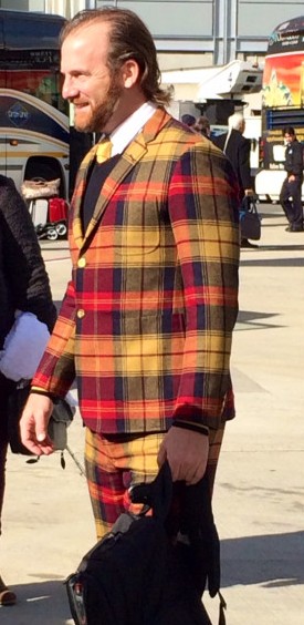 Ryan Dempster heads to St. Louis in a plaid suit (Pic)