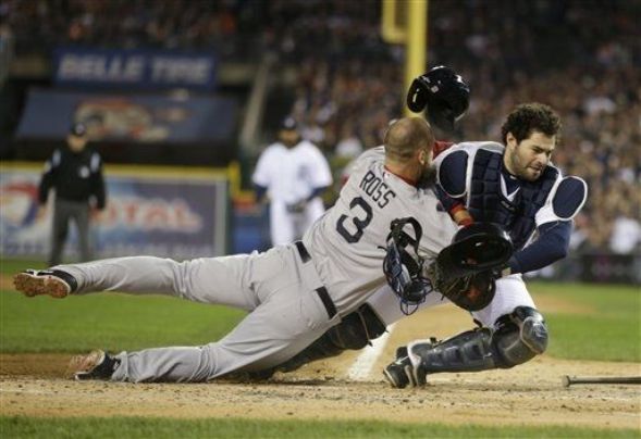 Alex Avila hangs on for out after David Ross plows into him (Video)