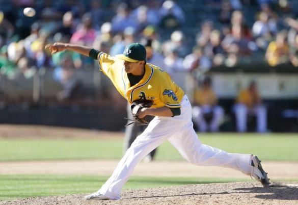A's agree with Jesse Chavez on one-year, $2.15M deal