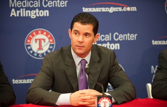 Michael Young returning to Rangers as assistant to GM