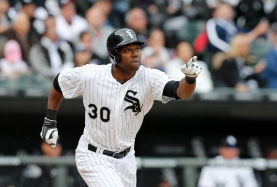 De Aza's HRs help White Sox to 5-3 opening day win over Twins