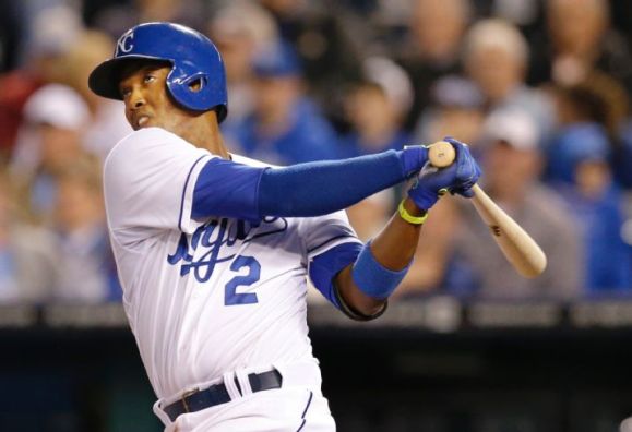 Alcides Escobar's bases-clearing double vs Rays (Video)