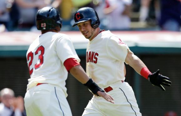 Murphy's three-run double leads Indians to 6-4 victory