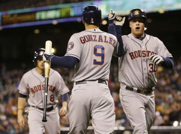 Astros snap seven-game skid by toppling King Felix 7-2