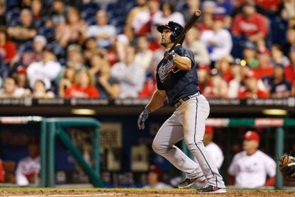 Dan Uggla signs minor-league deal with Nationals
