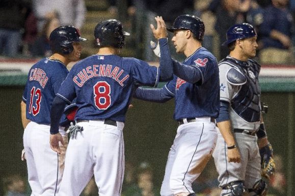 Murphy drives in 4, Indians beat Padres 8-6