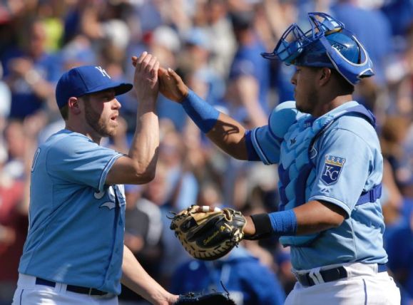 Royals bullpen holds on for 5-4 victory over Twins