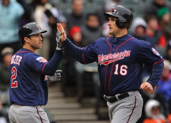 Twins rally late for 10-9 victory over White Sox