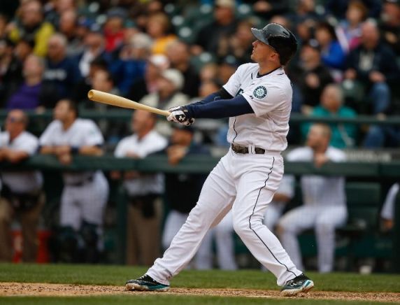 Kyle Seager's walk-off homer vs Astros (Video)