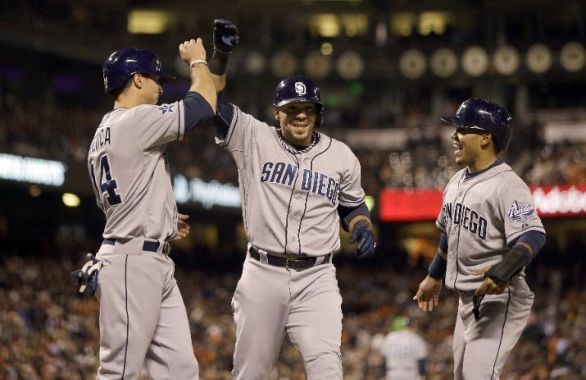 Rene Rivera drives in career-high 5 runs, lifts Padres over Giants