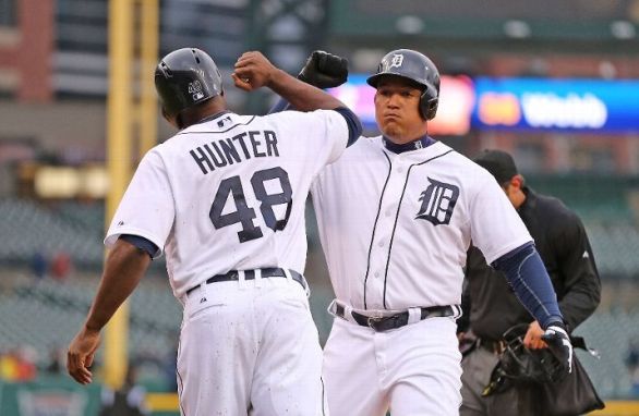 Miguel Cabrera's 2,000th hit powers Tigers to 10-4 win
