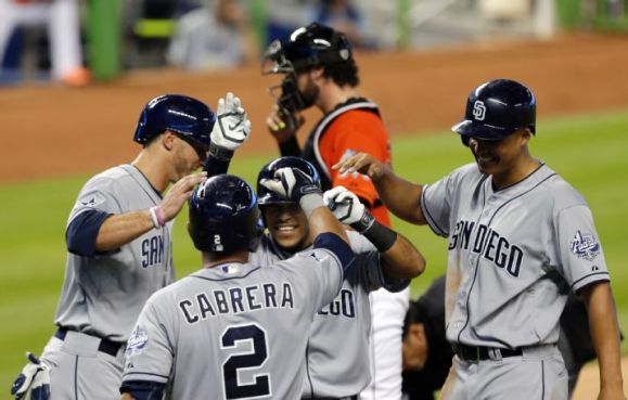 Amarista's pinch-hit homer leads Padres over Marlins 4-2
