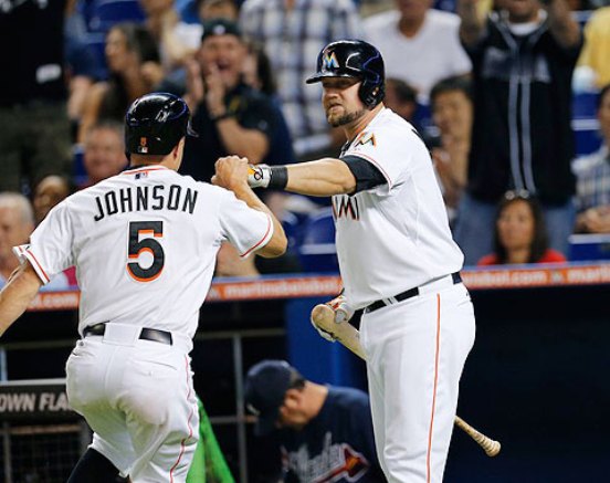 Marlins rally to beat Braves 5-4 for 3-game sweep