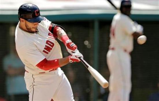 Aviles' RBI single gives Indians 7-6 win