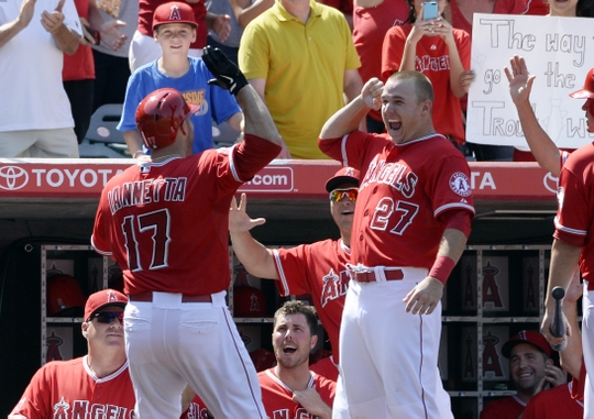 Iannetta's HR in 8th lifts Angels over Royals 