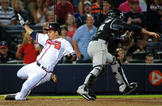 Laird delivers in 8th, Braves top Rockies 3-2 
