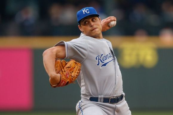 Royals get 16 singles in 6-1 win over Seattle