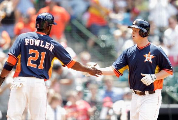 Astros stay hot in 8-2 rout of White Sox