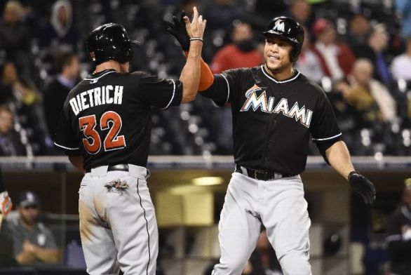Stanton's HR lifts Marlins over Padres 3-1 in 11