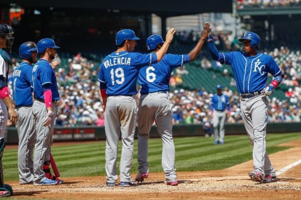 Escobar and Giavotella homer in Royals 9-7 win over Mariners 