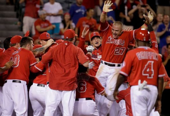 Trout's 3-run walk-off caps ninth-inning rally past Rays