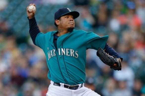 King Felix wins 3rd straight, Mariners top Astros 6-1
