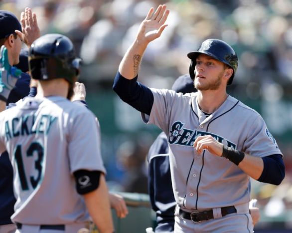 Mariners beat A's 6-4 in 10 innings to open DH