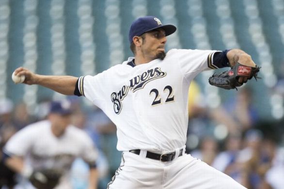 Garza, Reynolds lead Brewers to 6-2 win over Twins