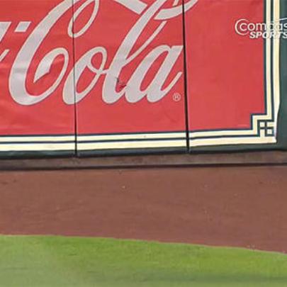 Ball hit by Dexter Fowler disappears through right field wall (Video)