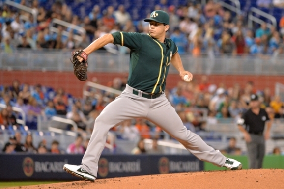 A's complete sweep of Marlins, 4-3