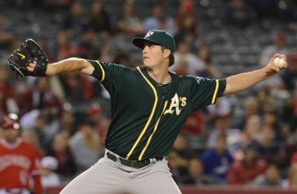 A's LHP Drew Pomeranz breaks non-throwing hand punching chair 