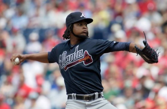 Braves rout Phillies 10-3 in doubleheader opener