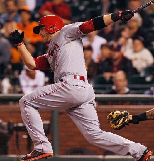 Cozart, Reds score 5 in 11th to beat Giants 7-3