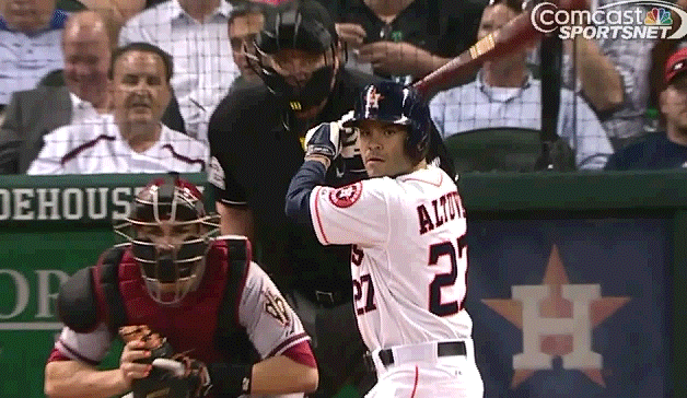 Jose Altuve leaves game after taking pitch to right hand (GIF)