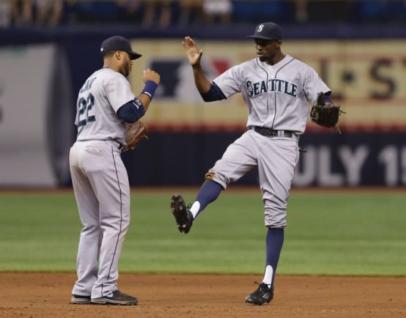 Ackley has 3 RBIs, Mariners beat Rays 7-4