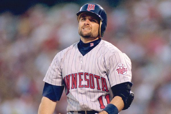 Twins call off Chuck Knoblauch induction post-arrest