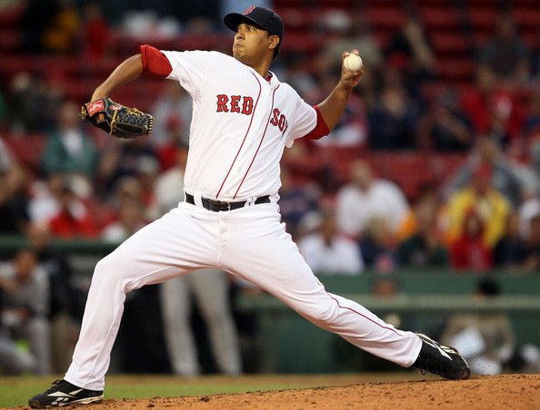 Red Sox trade Felix Doubront to Cubs