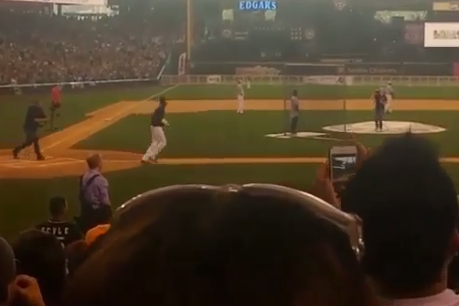 Kobe Bryant hits home run at Richard Sherman's softball game (Video)