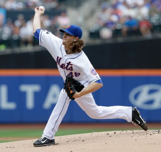 DeGrom leads Mets at plate and mound in win