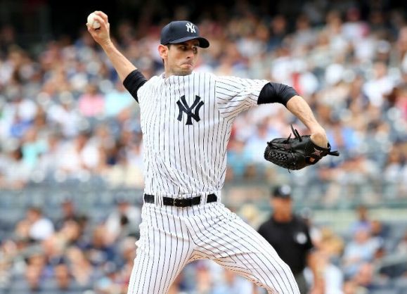 McCarthy gets 1st win with Yankees, 7-1 over Reds