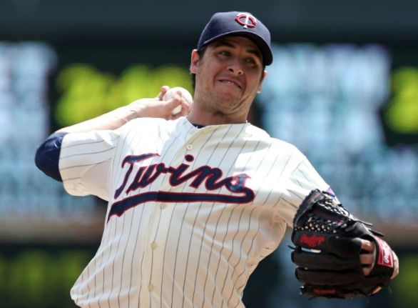 Fill-in Swarzak pitches Twins past Indians 3-1